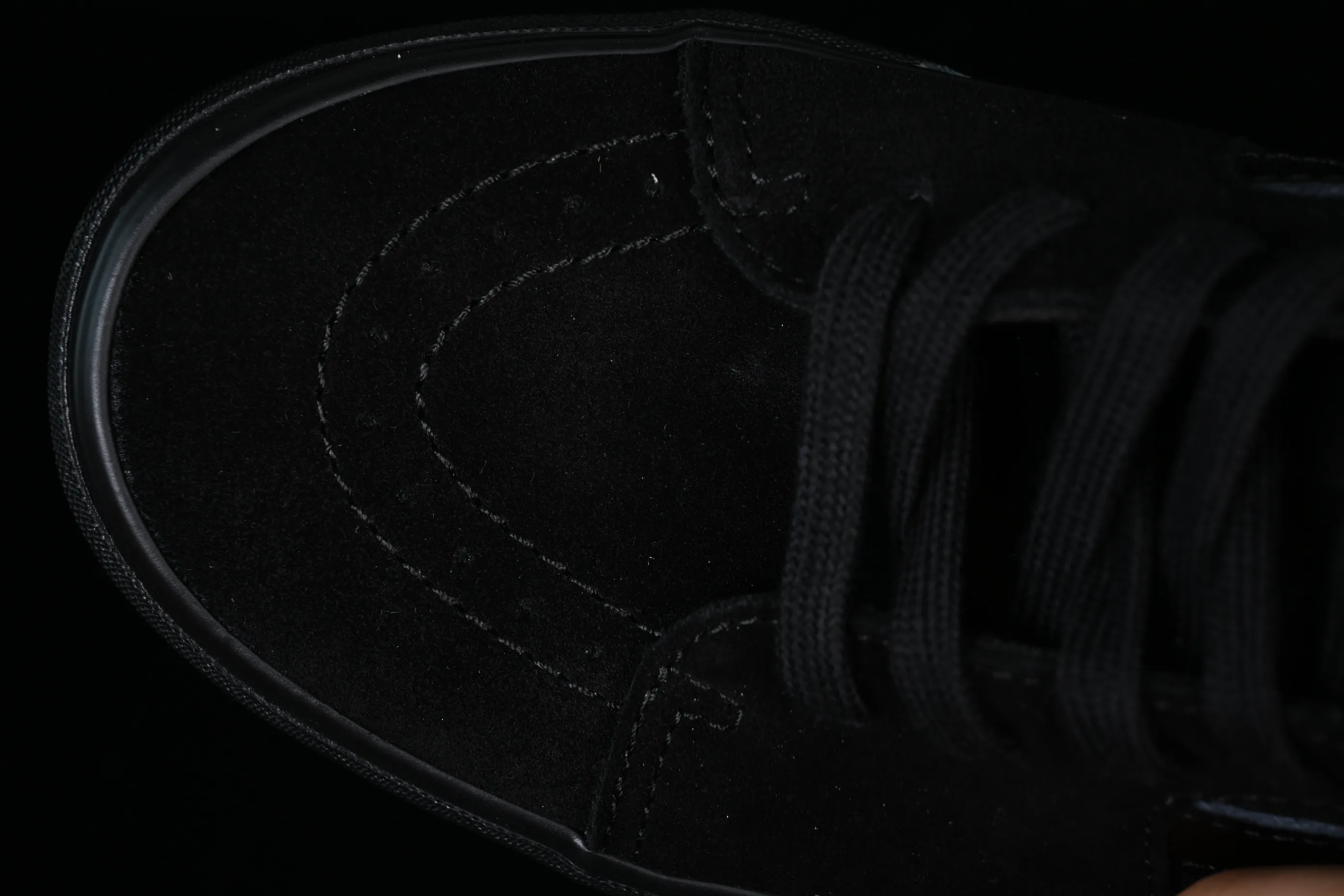 All categories Vans Vans series Vans Hi Vans high-top Vans Sk8-Hi Vans official Black Warrior high-top classic pure black casual canvas shoes VN000D5IBKA